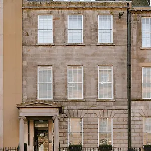 4* Апарт-отель Heeton Concept Queen Street