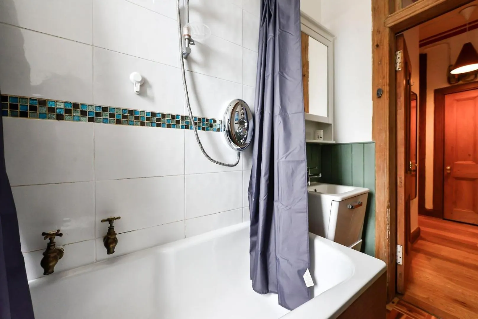 Apartment Guestready - Relaxing Stay In Leith Edinburgh